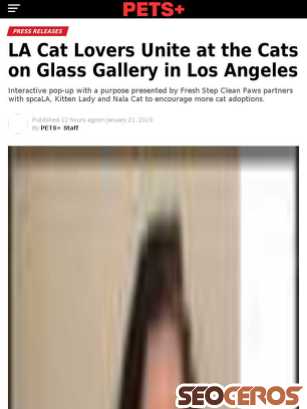 petsplusmag.com/la-cat-lovers-unite-at-the-cats-on-glass-gallery-in-los-angeles tablet náhled obrázku